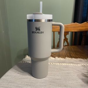 40 oz Stanley Tumbler